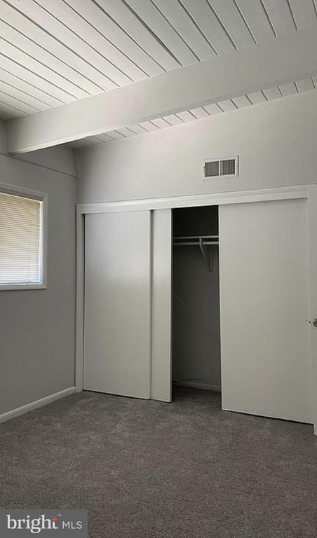 Foto del edificio - 4319 Americana Dr