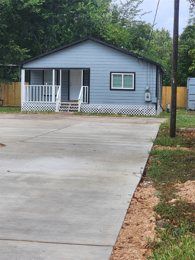 Foto principal - 4909 1/2 Hoffman St