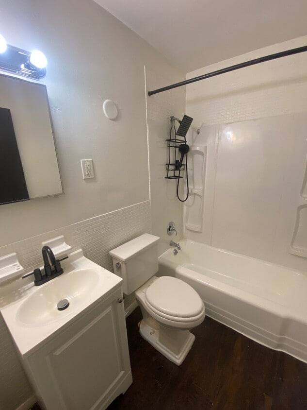 Building Photo - 3733E Morganford