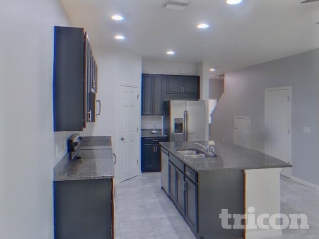 Foto del edificio - 7127 Summer Holly Pl