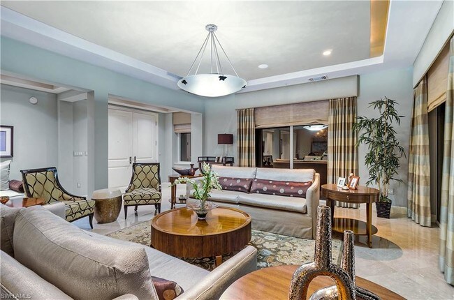 Foto del edificio - 4751 W Bay Blvd