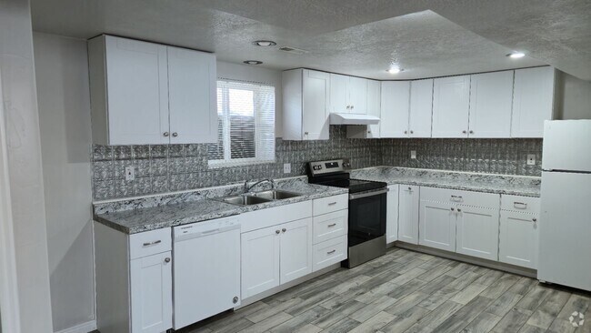 Building Photo - 238 N 300 W