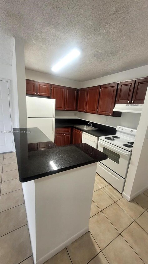 7235 NW 179th St Unit 202, Hialeah, FL 33015 - Condo for Rent in ...