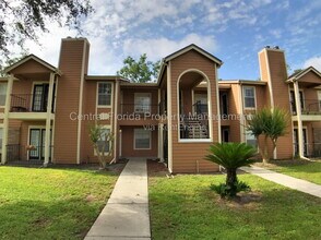 Building Photo - 2550 N Alafaya Trail