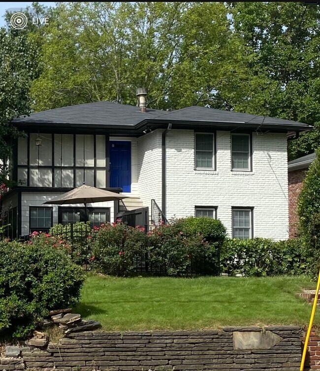 Foto del edificio - 1732 Monroe Dr NE