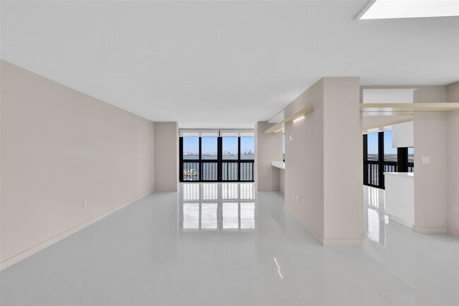 Foto del edificio - 2333 Brickell Ave