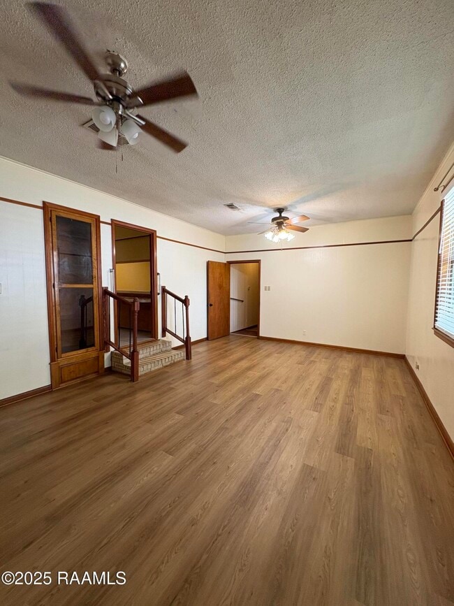 Foto del edificio - 134 Barton Pl