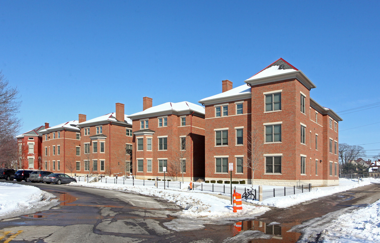 Foto principal - Jefferson Avenue Apartments