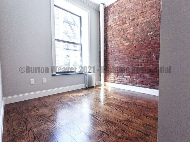 Foto del edificio - W 103RD ST.