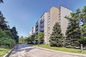 Building Photo - Somerset Place Apartments - Cambridge