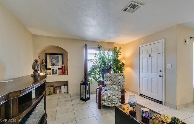 Foto del edificio - 6932 Kilgore Dr