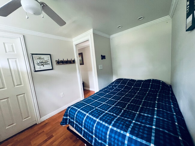 Building Photo - 74 Ridge Rd