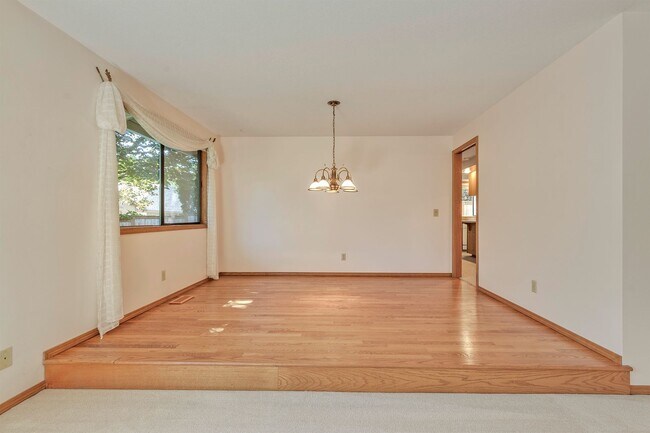 Foto del edificio - Single-Level Living Near South Hillsboro's Best Amenities
