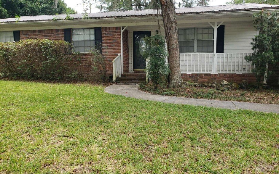 Foto principal - 506 SW Tularosa Ln