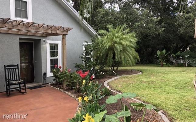 Building Photo - 4 br, 2 bath House - 3059 Jamaica St