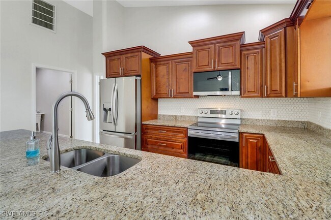 Foto del edificio - 1704 NW 11th Pl