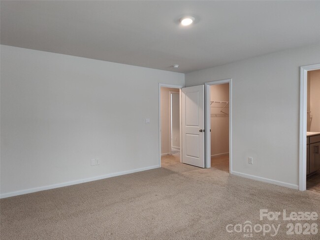 Building Photo - 2109 Allium Dr