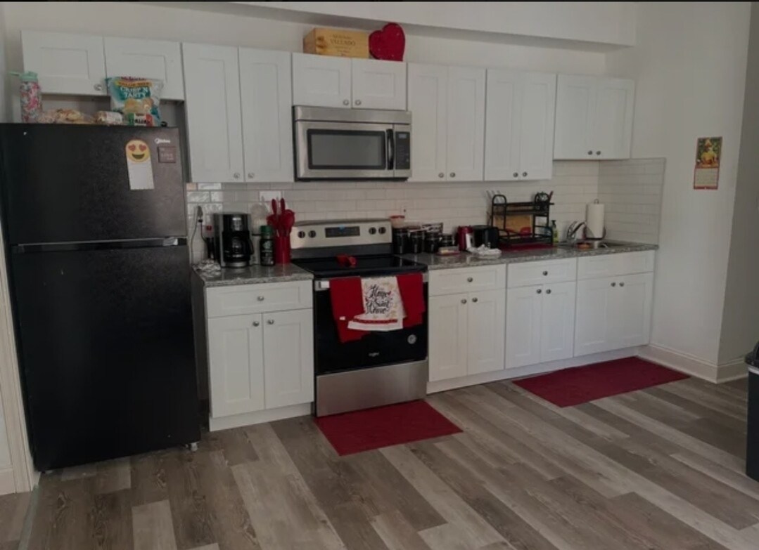 30 E 23rd St, Chester, PA 19013 Apartments in Chester, PA