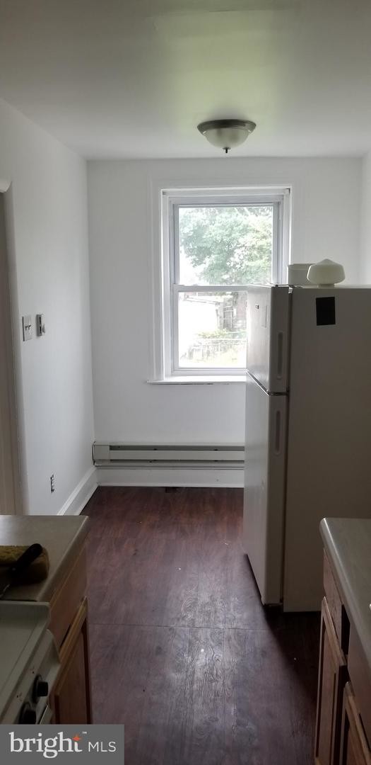 Foto del edificio - 6024 Larchwood Ave
