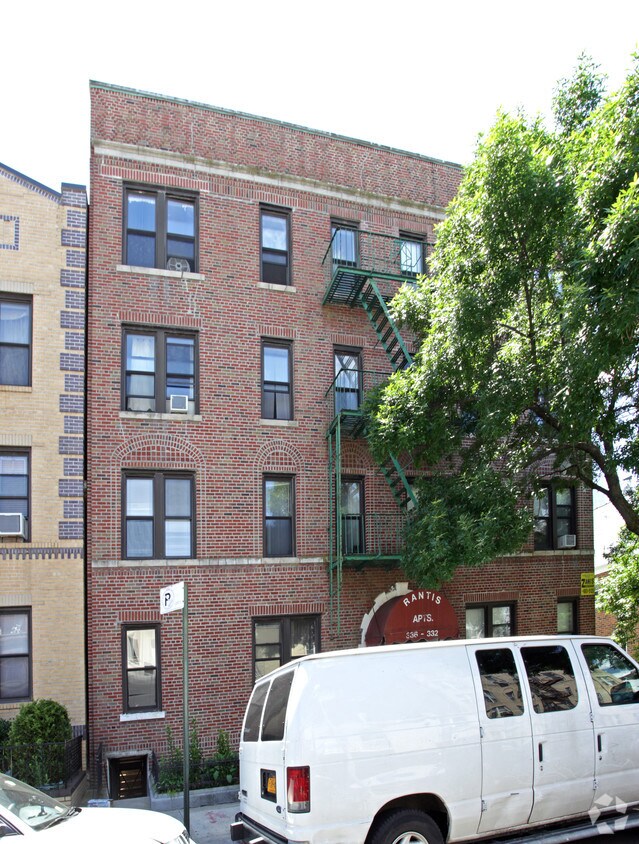 Rantis Apartments - Rantis Apts.