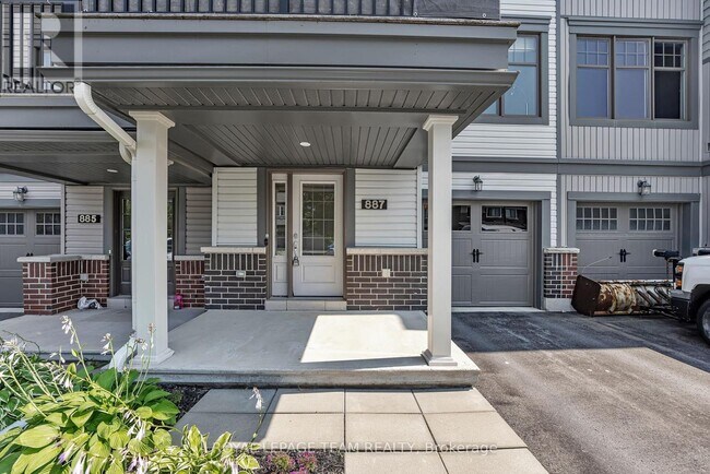 Photo du bâtiment - 887 Kilbirnie Dr