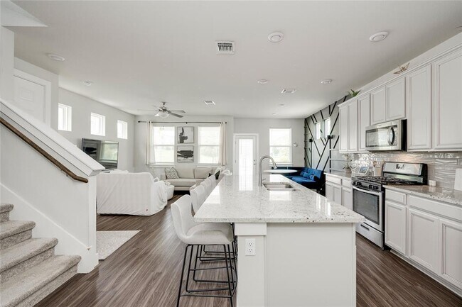 Foto del edificio - 7502 Chesapeake Rail Ln