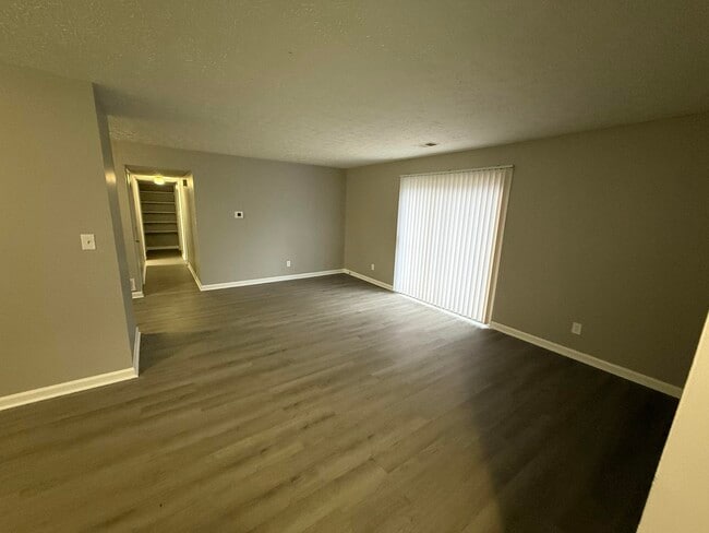 Foto del edificio - 724 Gatehouse Pl