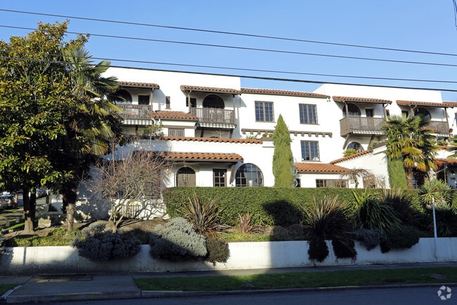 Primary Photo - Villa Costella Apartments