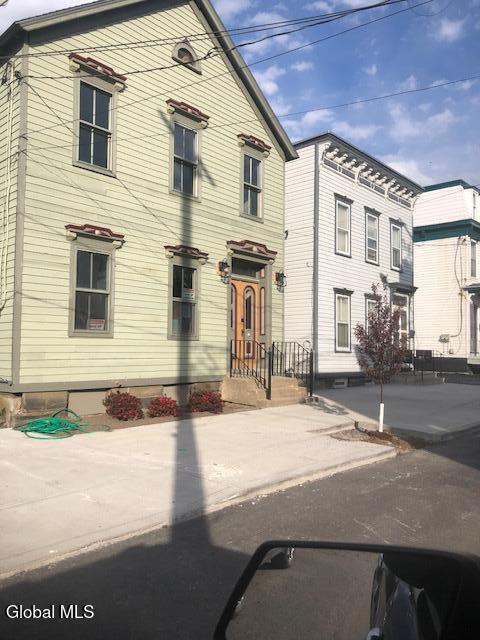 Foto del edificio - 122 S Ferry St