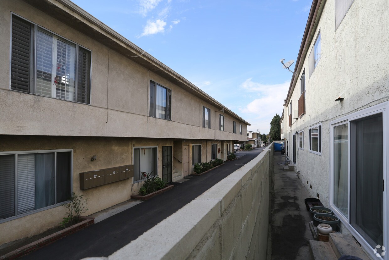 11179 Charnock Rd. - 11179 Charnock Rd