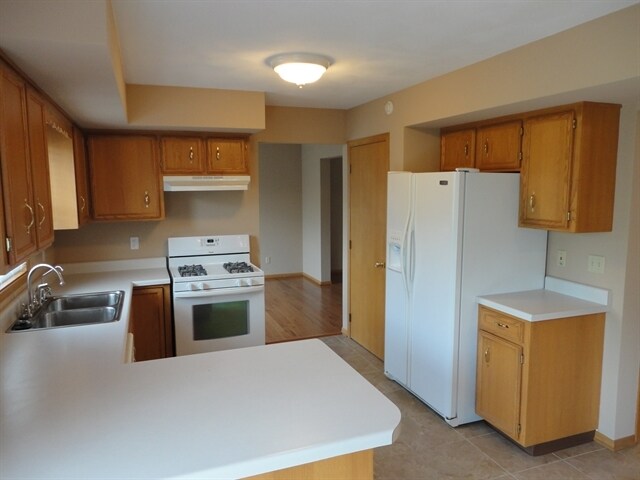 Foto del edificio - 6190 Commonwealth Drive