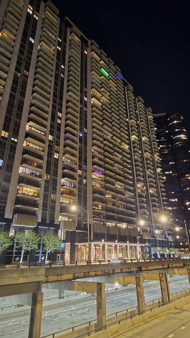 Foto del edificio - 400 E Randolph St