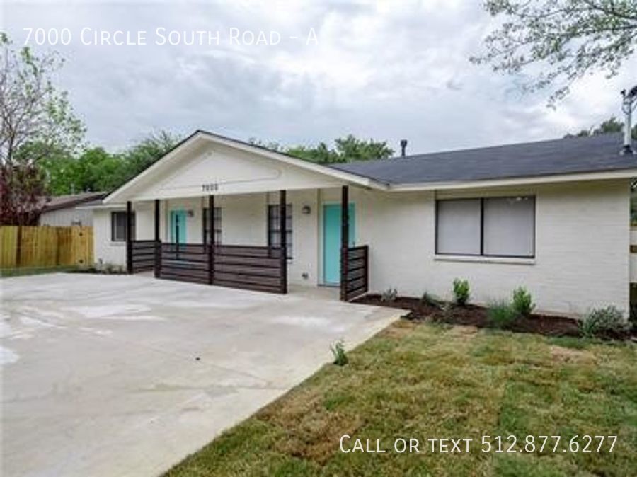 Primary Photo - Cozy Duplex in Central Austin