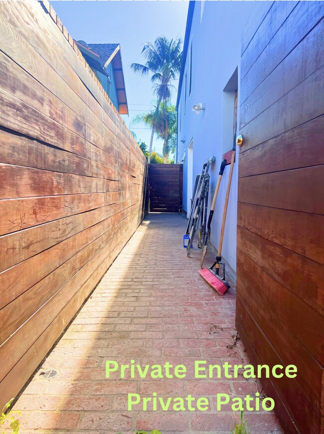 Private Patio and Entrance - 653 Marine St