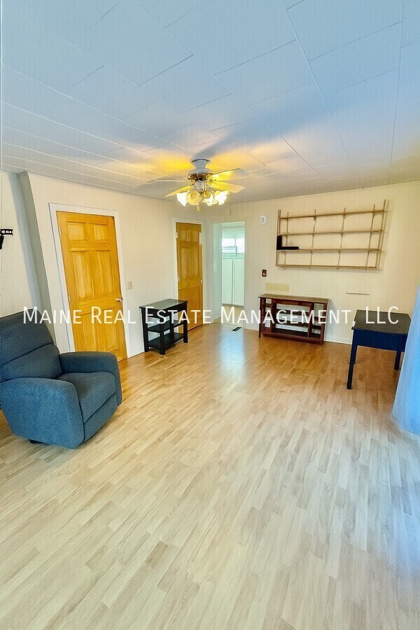 Foto del edificio - 405 Stillwater Ave