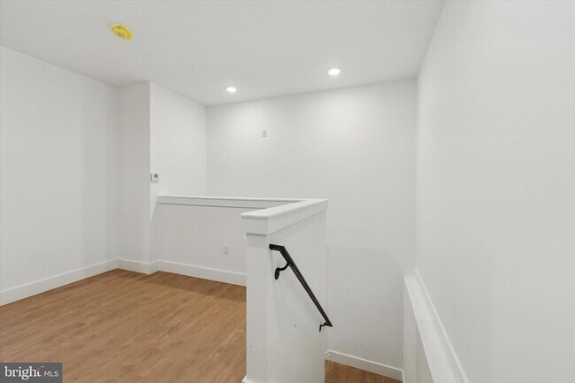 Foto del edificio - 2520 N Front St