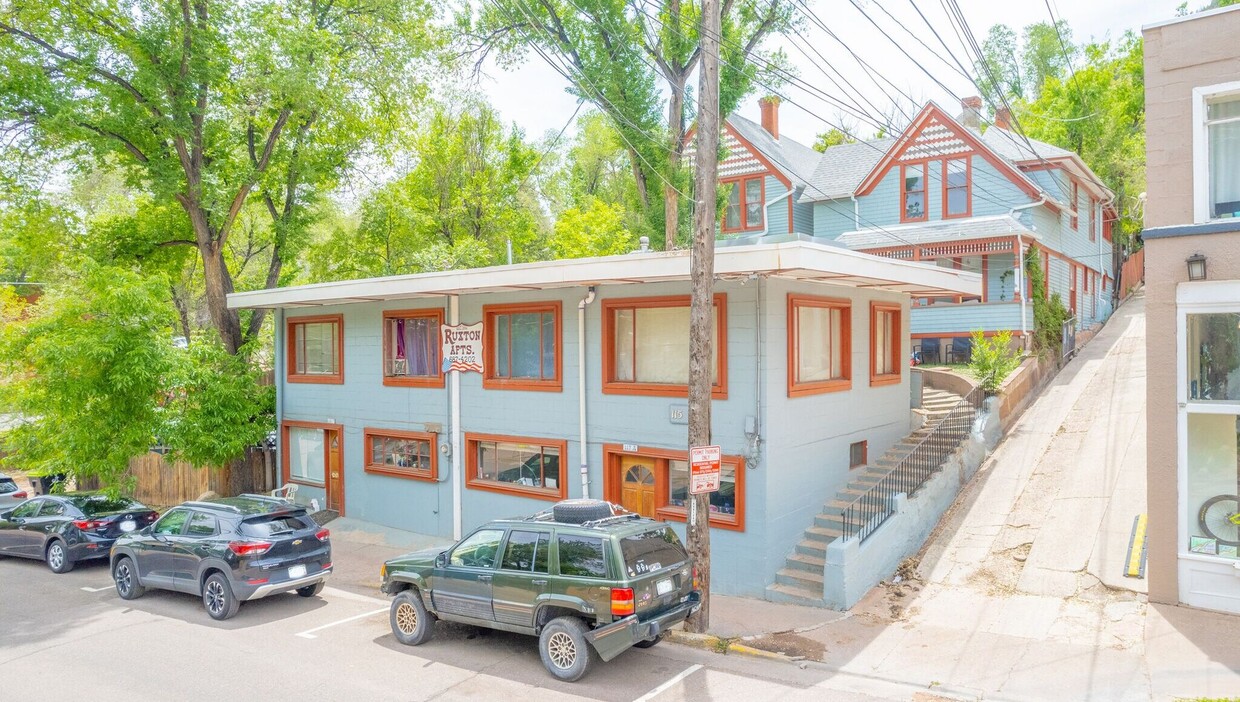 Photo - 117 Ruxton Ave-D
