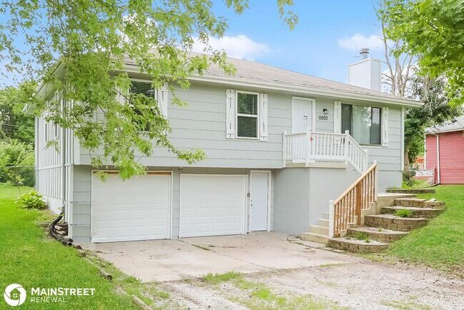 Foto del edificio - 15903 Hinkle Ave, Belton, MO 64012