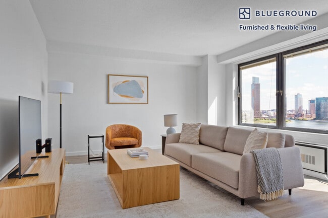 Building Photo - 20 Waterside Plaza