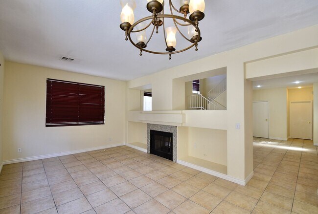 Foto del edificio - Charming 3-Bedroom, 2.5-Bath Two-Story Hom...