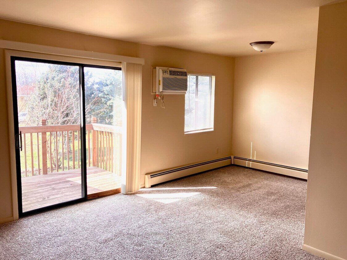 Dining Room View - 2910 Gardentown Dr SW