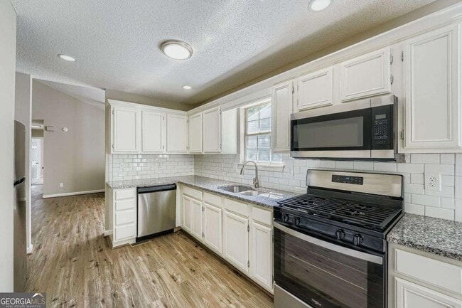 Foto del edificio - 1233 Waterton Trail