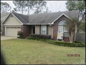 Building Photo - 14 Summit Ridge Dr