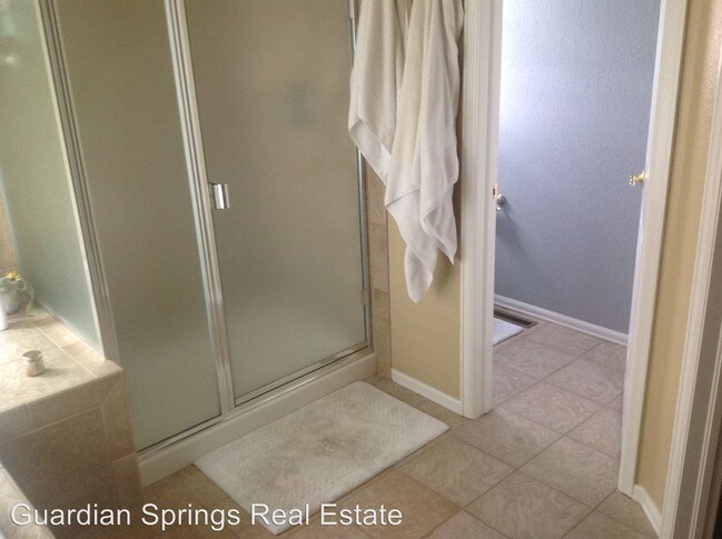 Foto del edificio - 12553 Highland Oaks Pl
