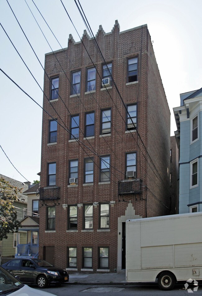 36 Bruce Ave, Yonkers, NY 10705 Apartments Yonkers, NY