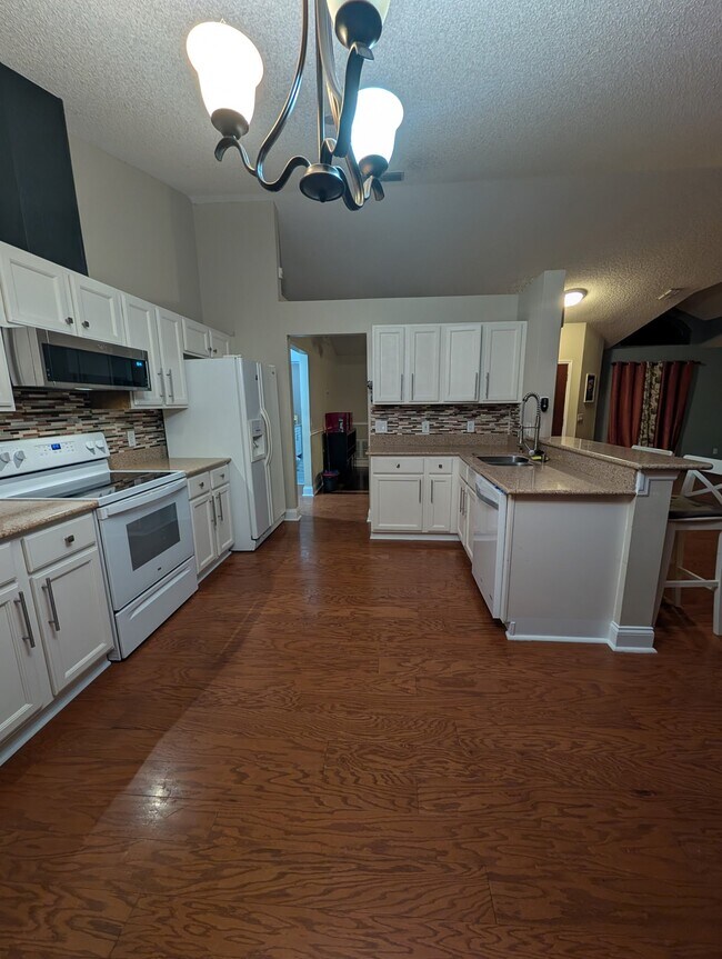 Foto del edificio - 4456 Oakham Ct