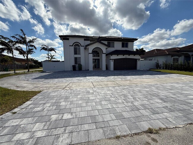 Foto del edificio - 15624 SW 20th St