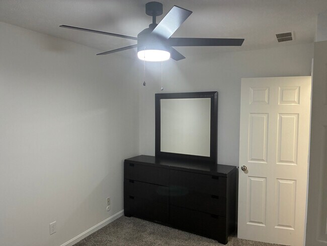 Foto del edificio - 3910 Dunbar Ave