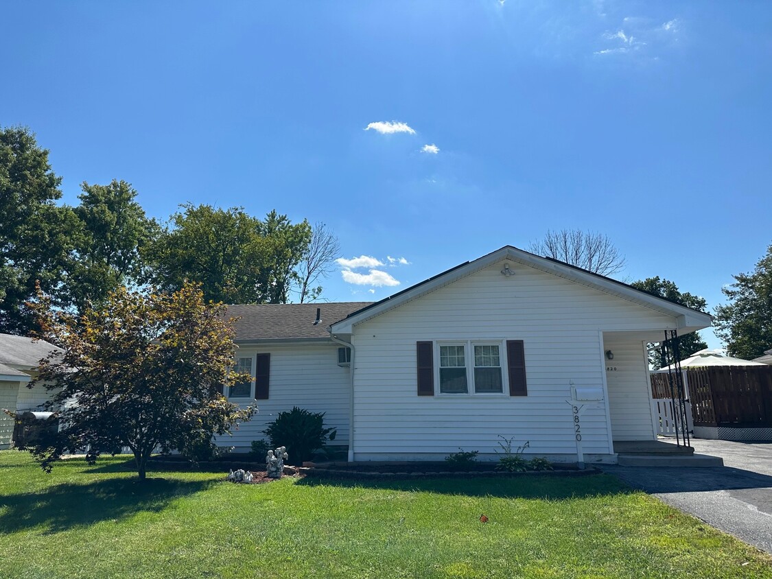 3820 Eunice Avenue - 3820 Eunice Ave