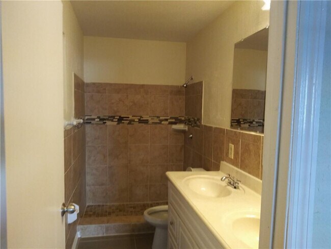 Foto del edificio - 2701 NW 21st St